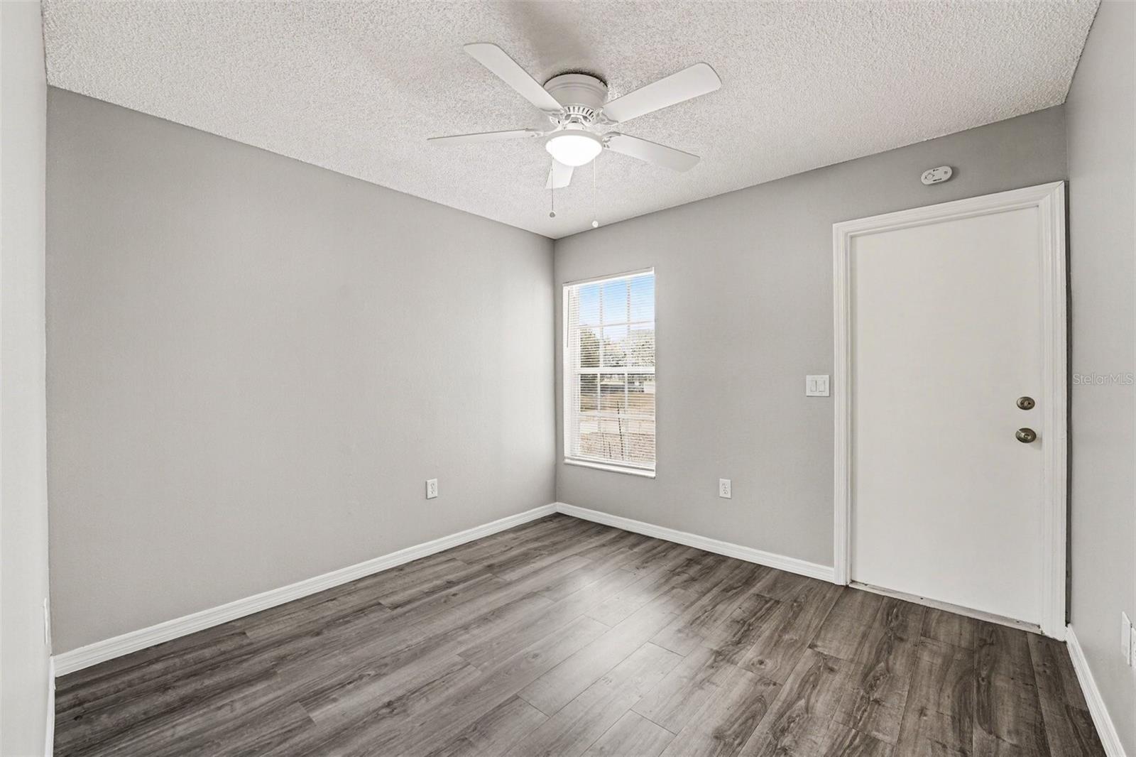 QUEENS COVE PH 02 - Residential