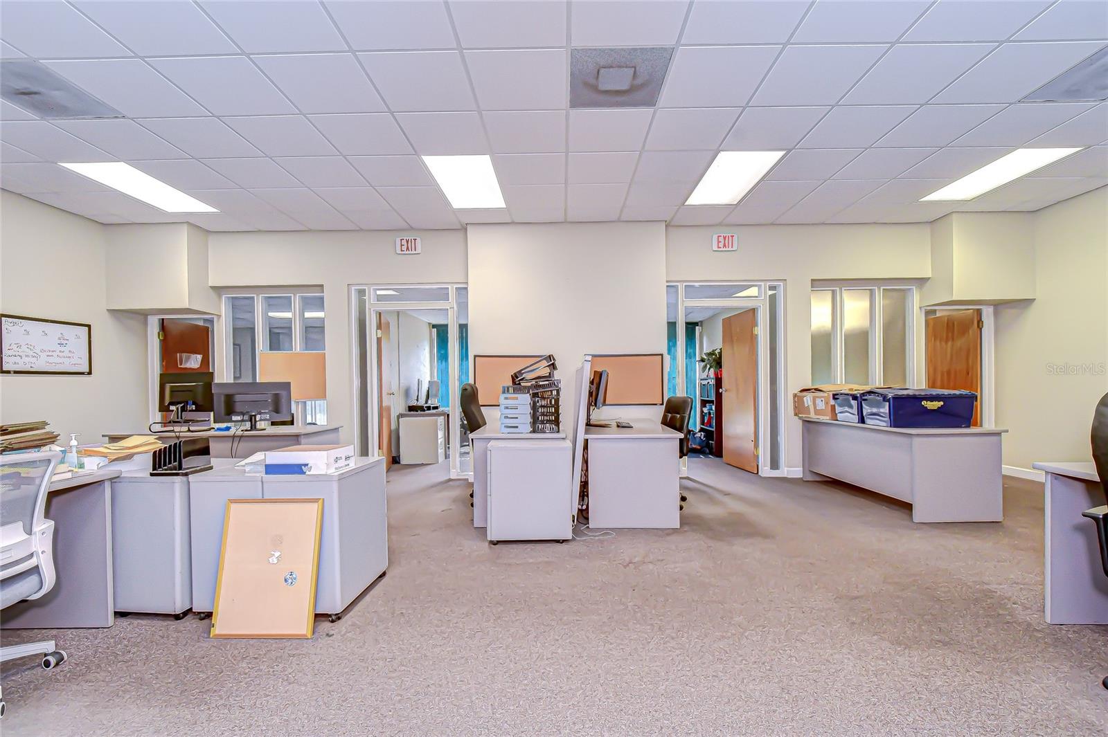 ACREAGE - Commercial Sale