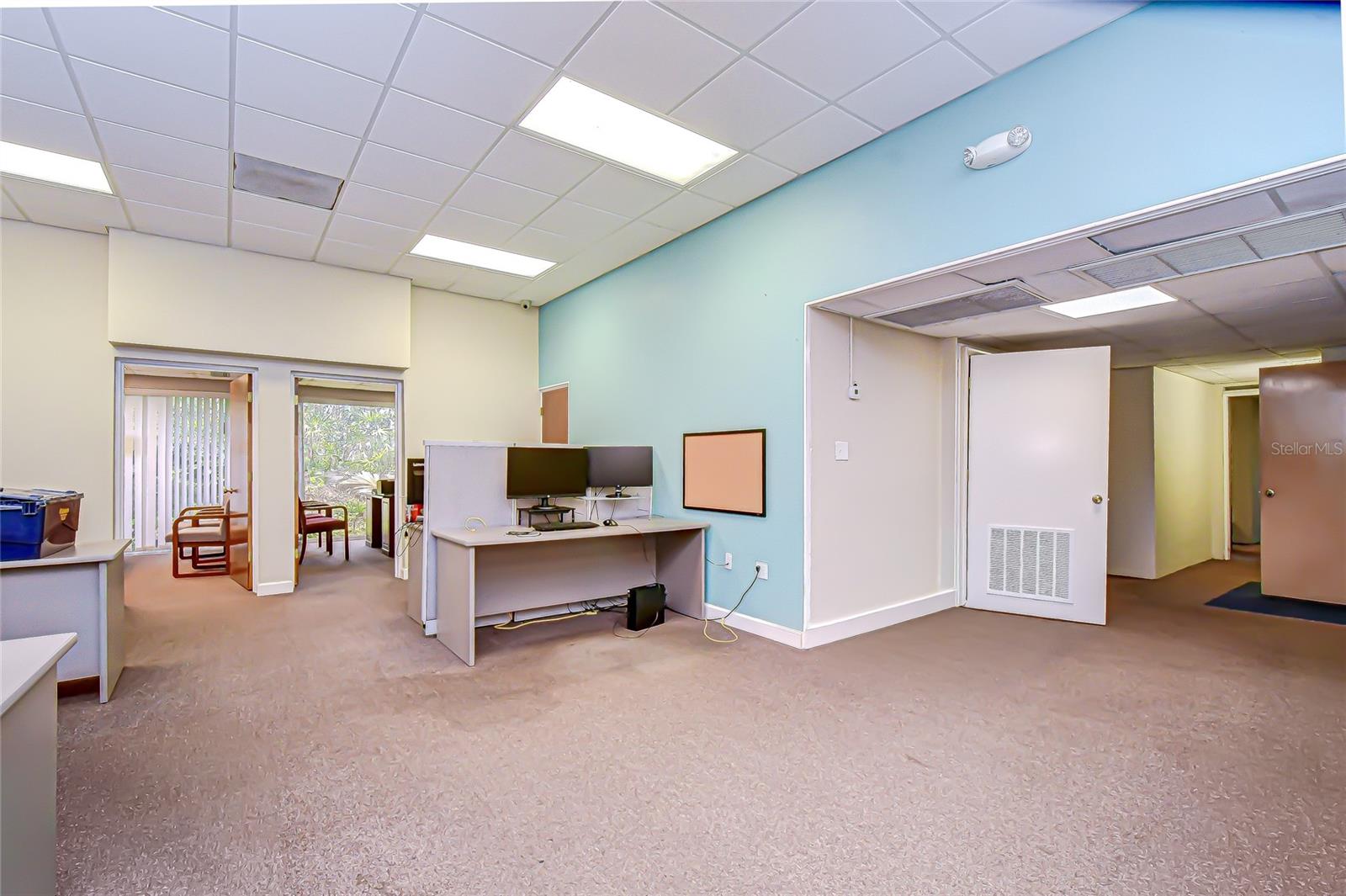 ACREAGE - Commercial Sale