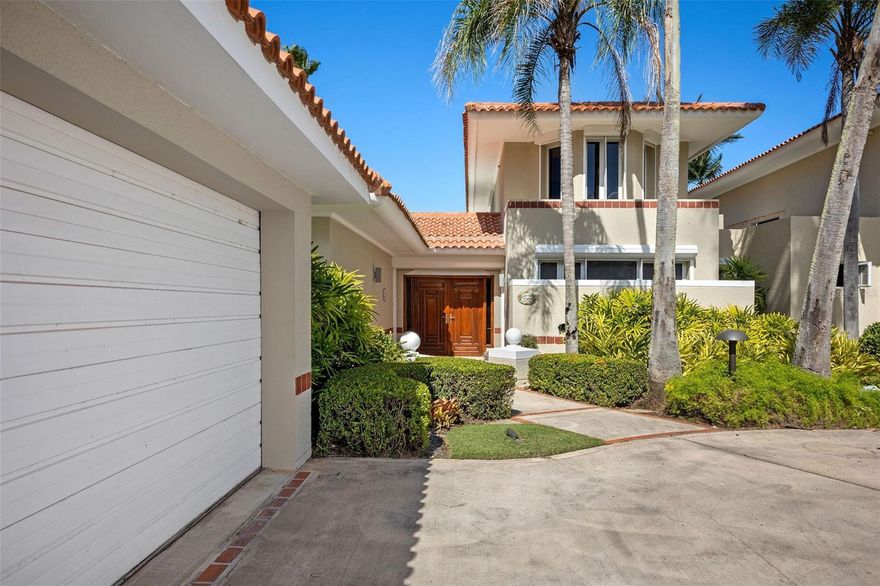 Welcome to The Greens at Dorado Beach! Take a look at this beautiful, newly listed 4 bedroom, 4 bathroom home located in a stunning community with many wonderful amenities within the resort. HOA: $1,602.73, Also available for long term lease.