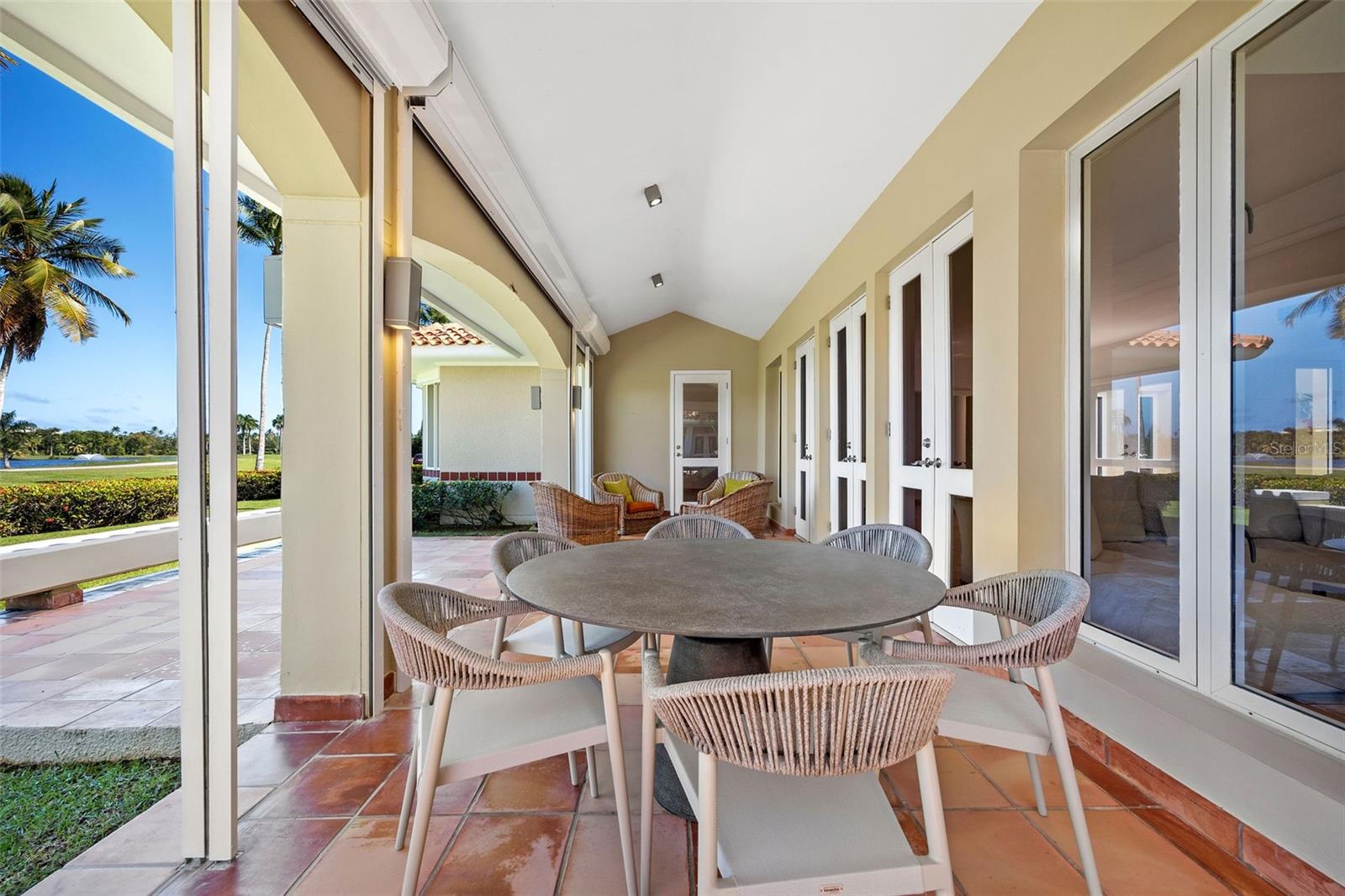 THE GREENS VILLAS AT DORADO BEACH - Residential