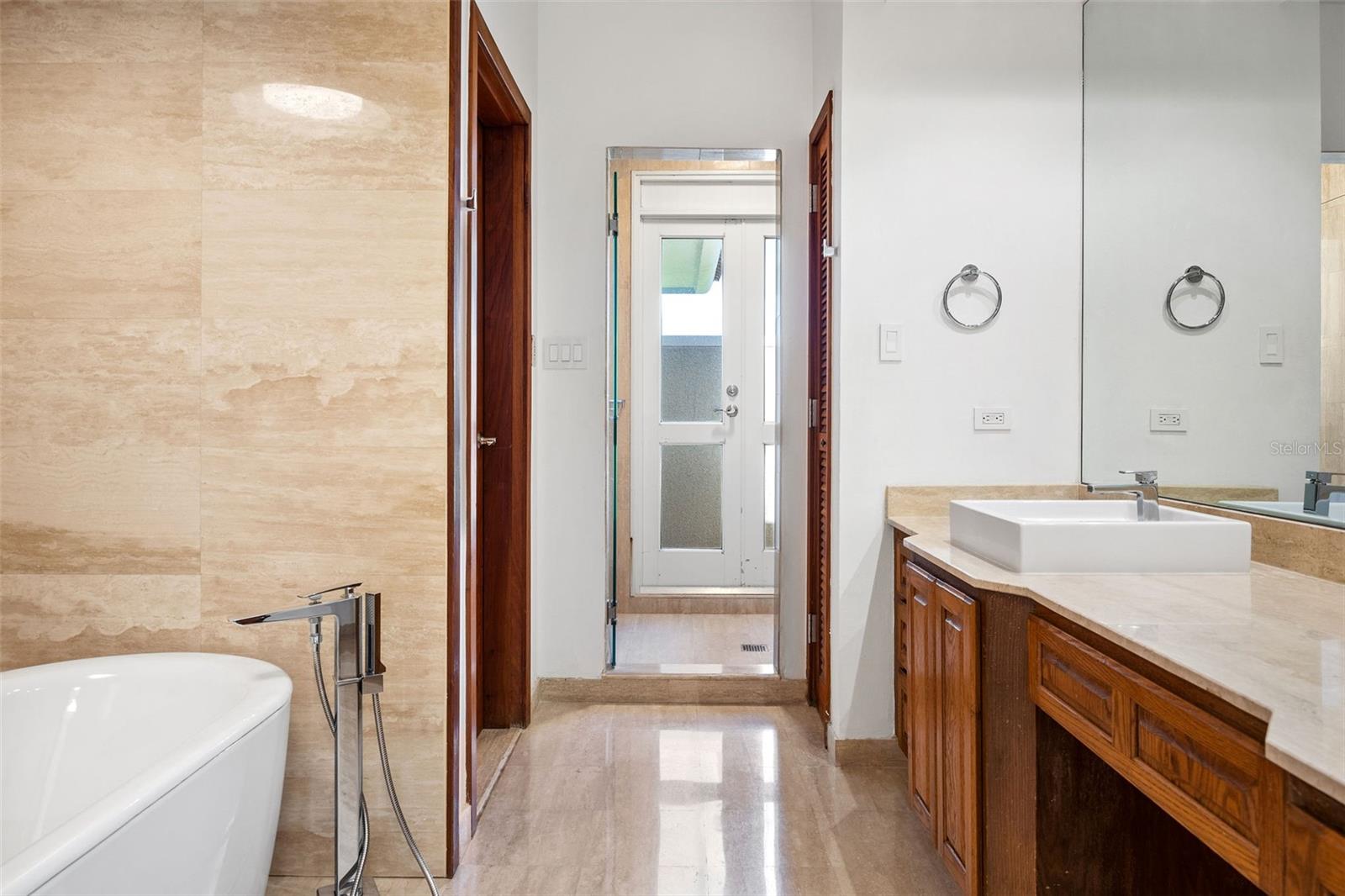 THE GREENS VILLAS AT DORADO BEACH - Residential