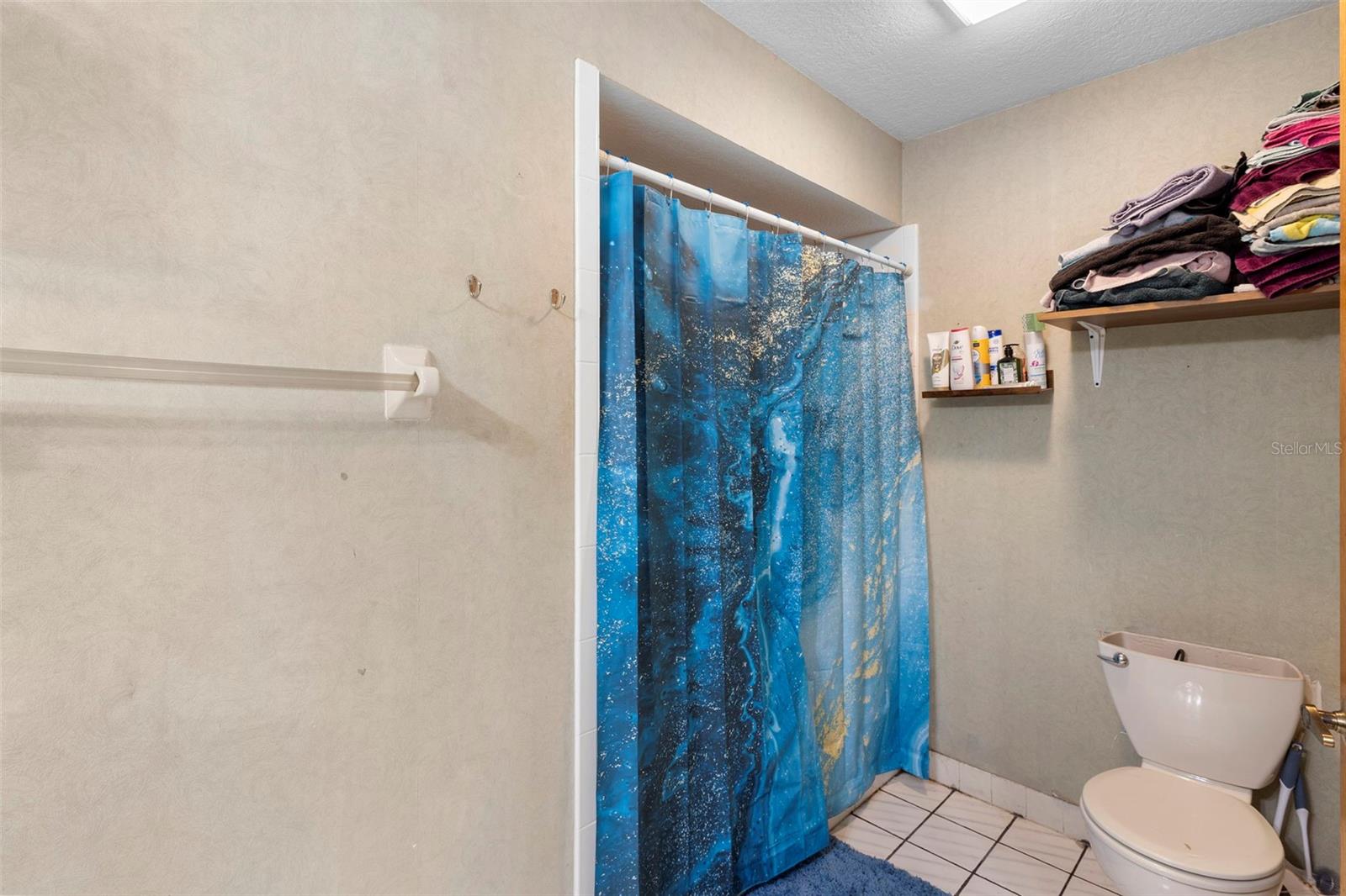 HIDDEN PINES PH 02 - Residential