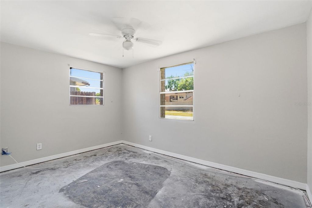 Photo of 5711 64th Avenue N, Pinellas Park, FL 33781 (MLS # O6396274)