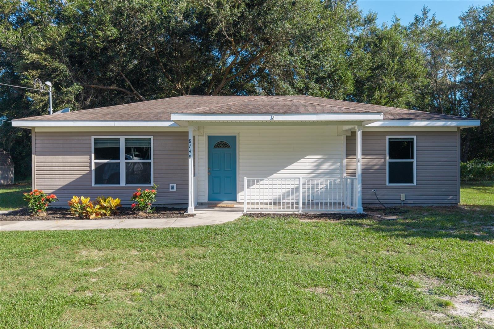 DE ROSA INC UNIT 04 - Residential