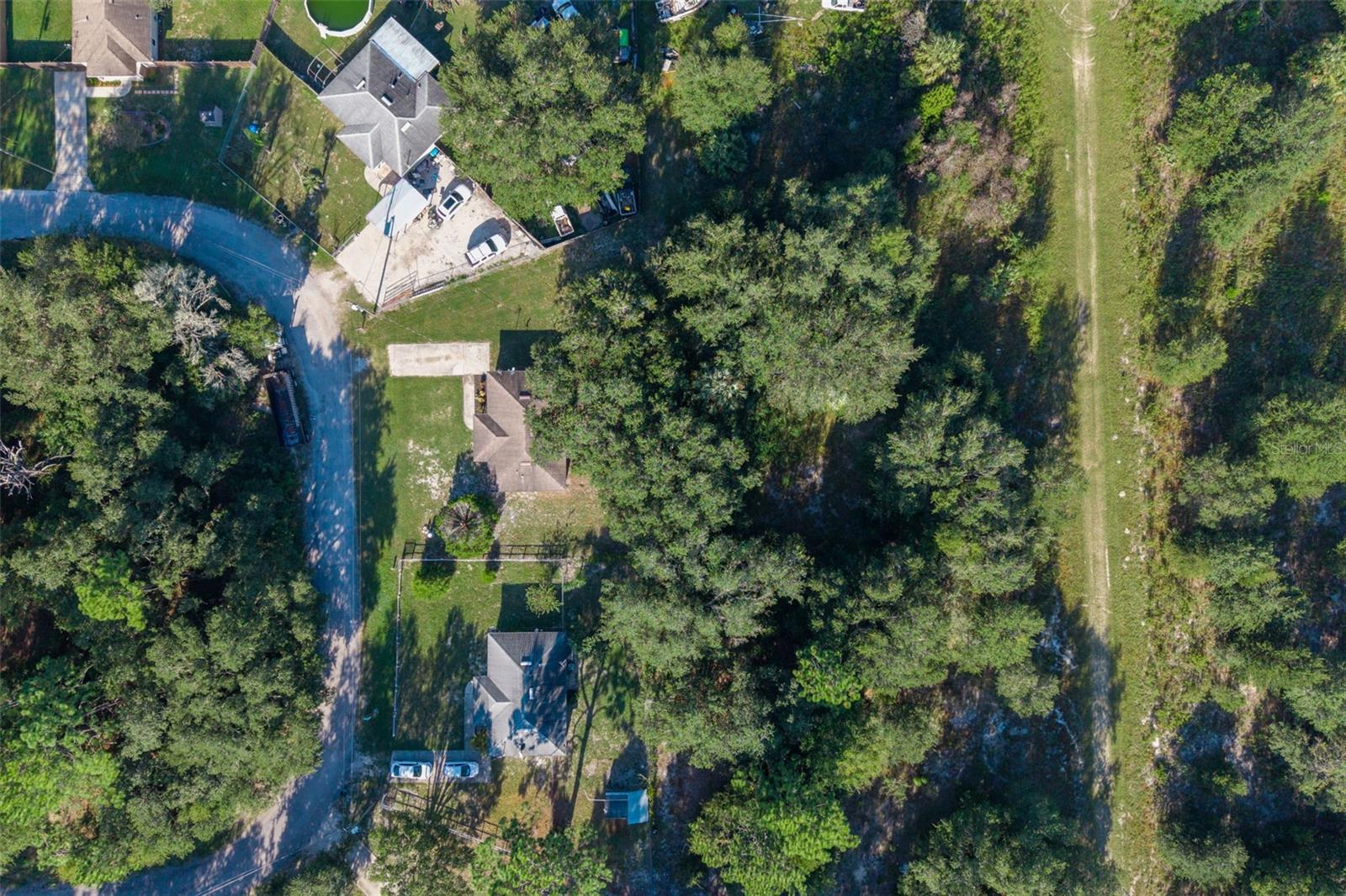 DE ROSA INC UNIT 04 - Residential