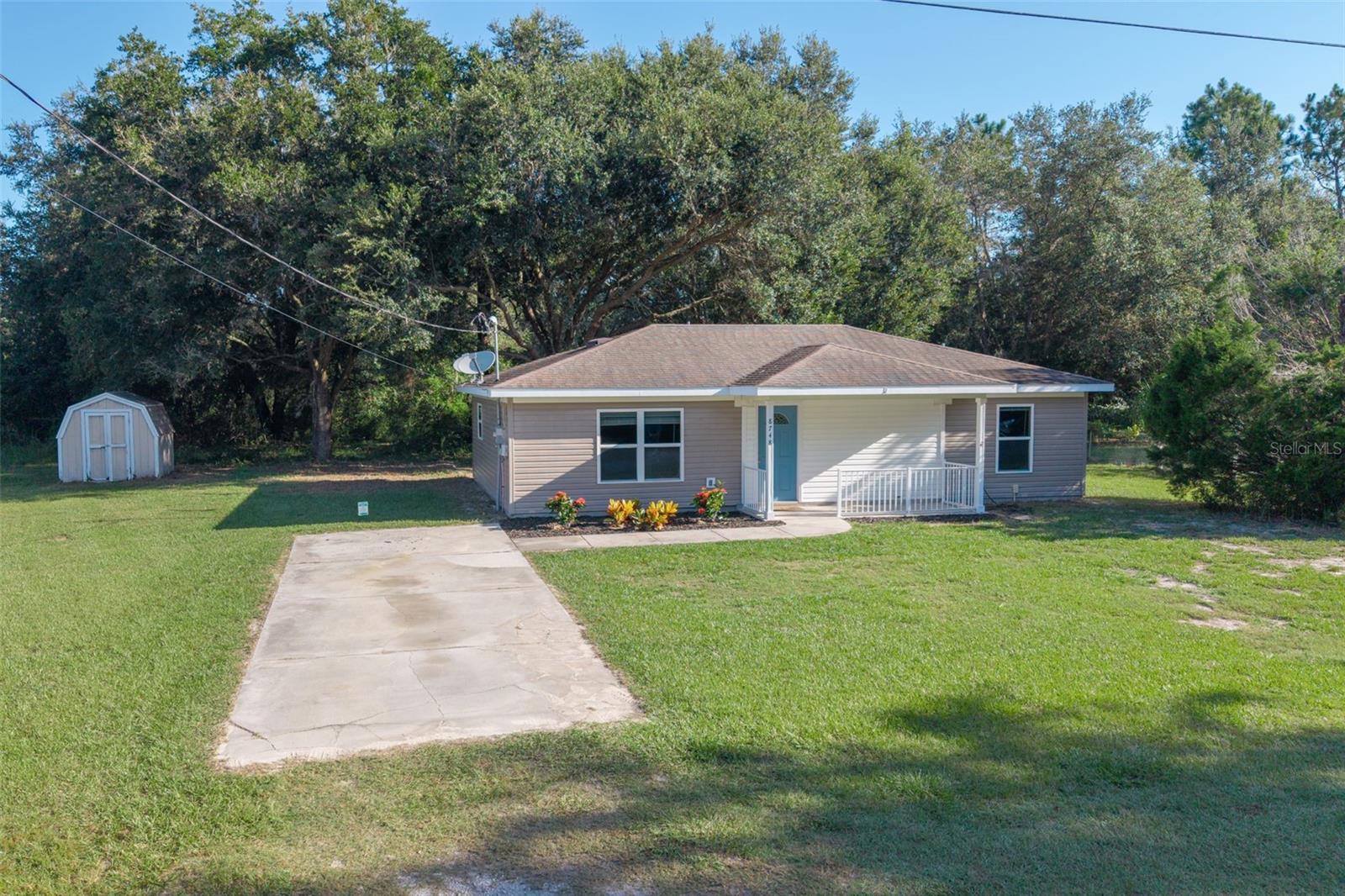 DE ROSA INC UNIT 04 - Residential