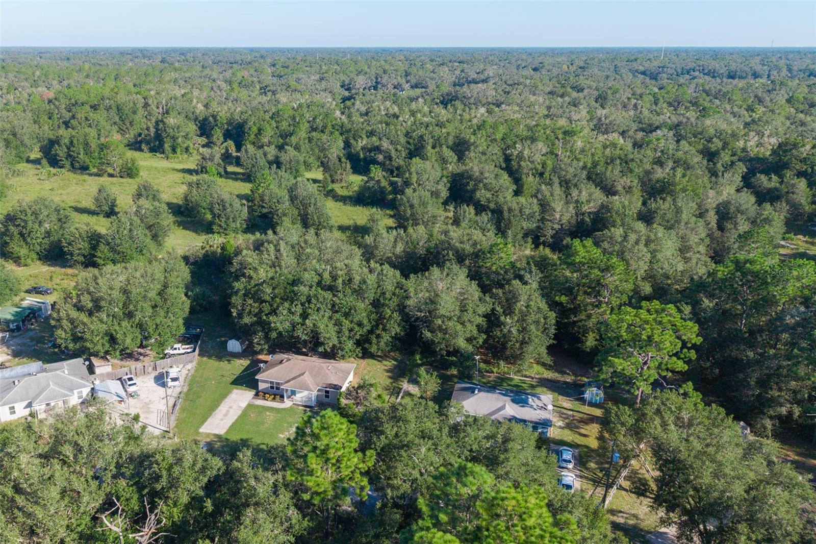 DE ROSA INC UNIT 04 - Residential