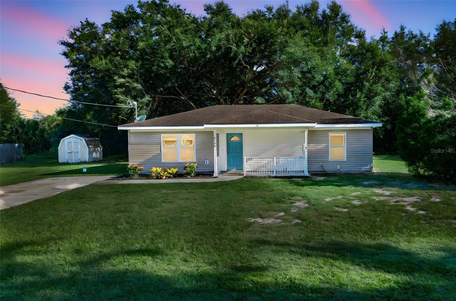 DE ROSA INC UNIT 04 - Residential