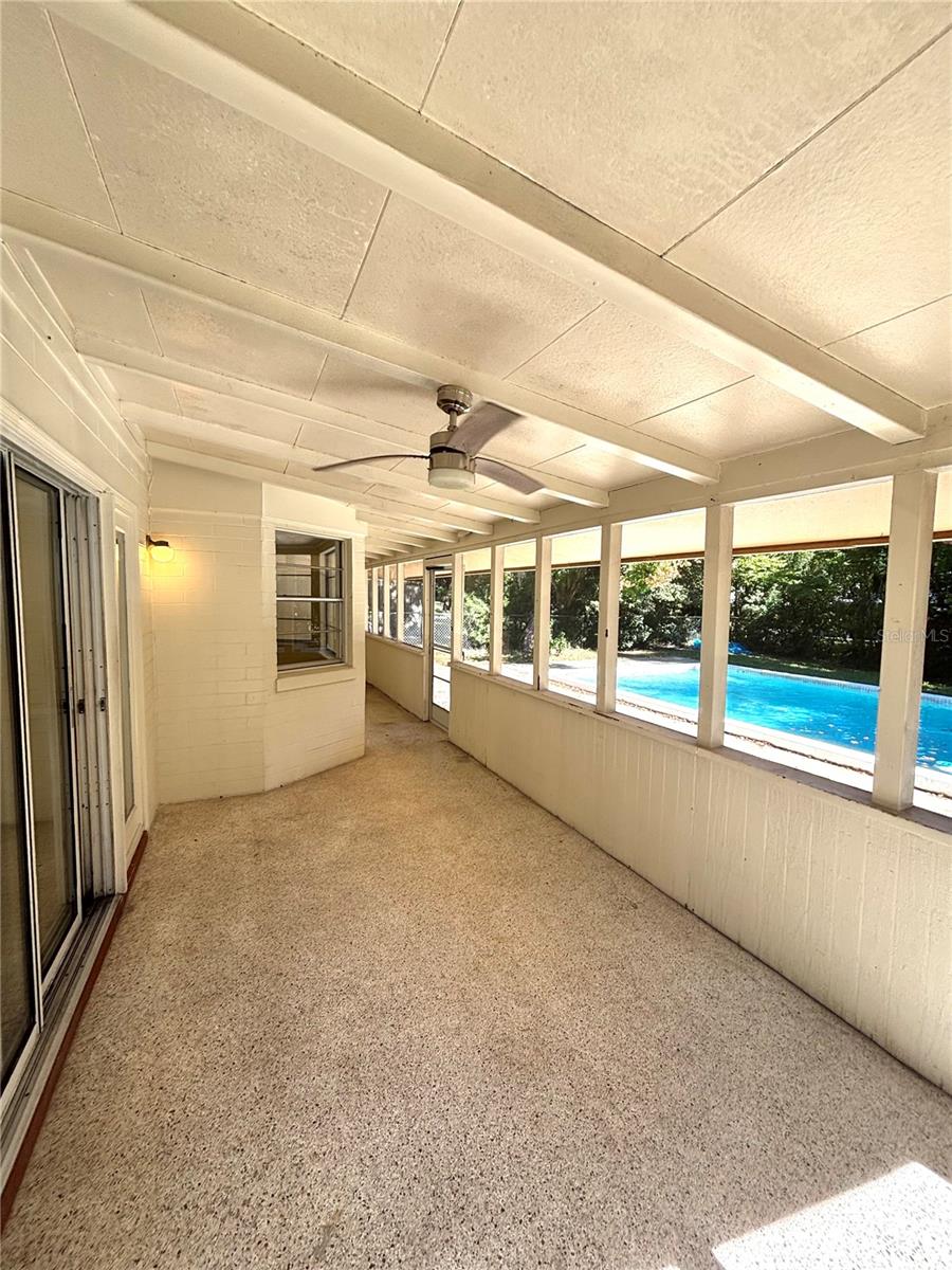 EASTWOOD PARK UN 01 - Residential Lease