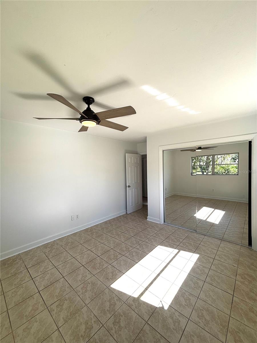 EASTWOOD PARK UN 01 - Residential Lease