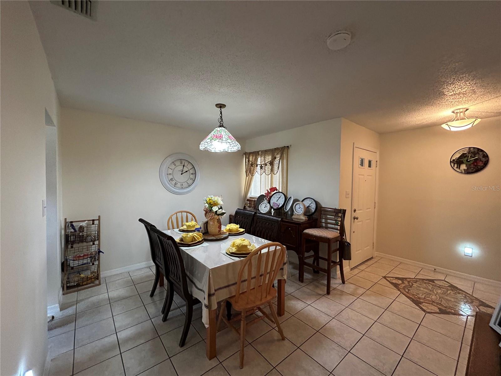 BREEZEWOOD VILLAGE CONDO PH 01-04 - Residential