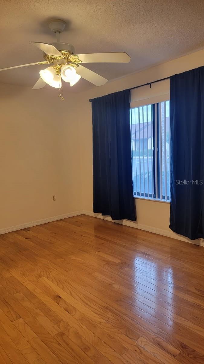 BREEZEWOOD VILLAGE CONDO PH 01-04 - Residential