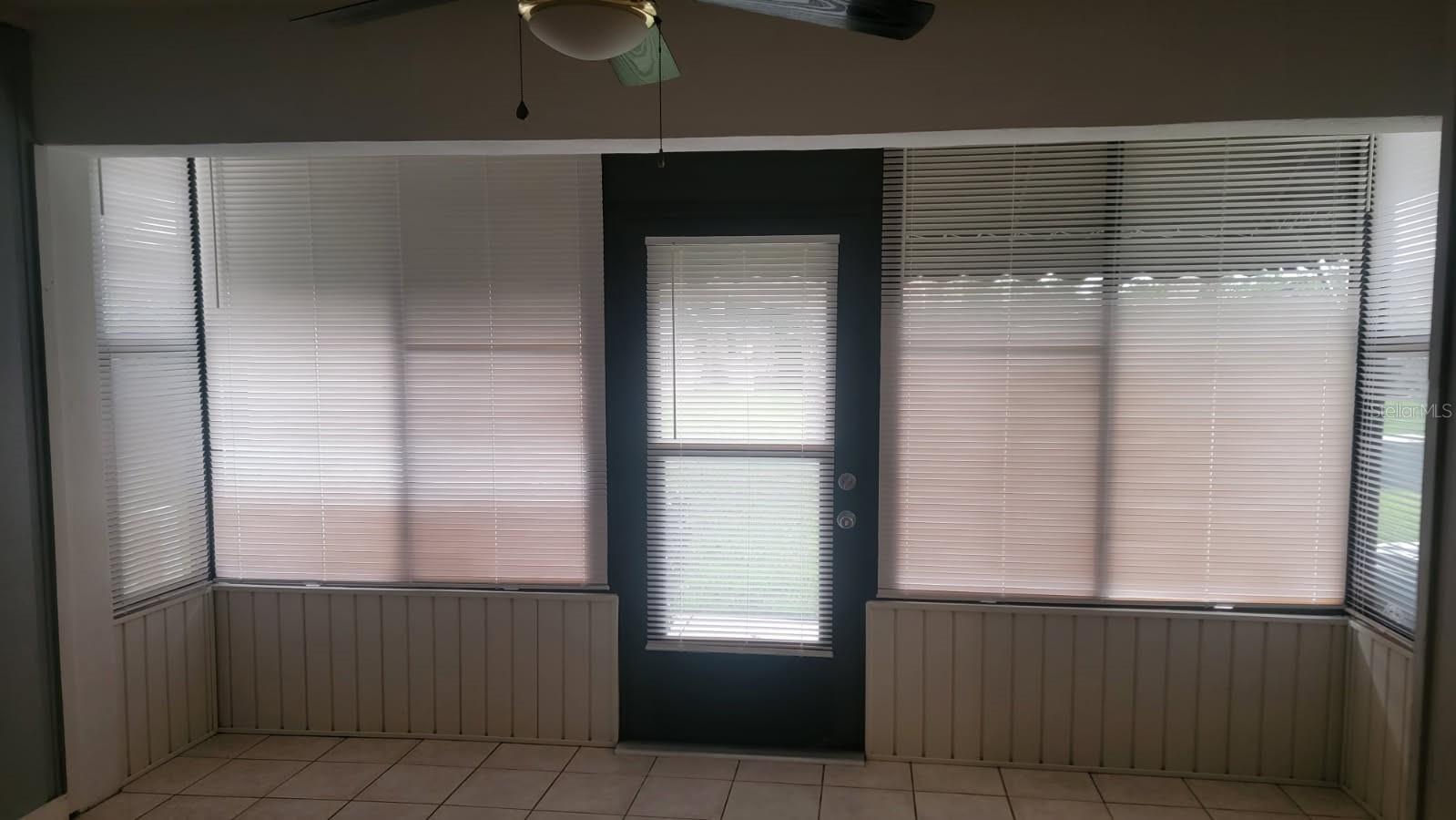 BREEZEWOOD VILLAGE CONDO PH 01-04 - Residential