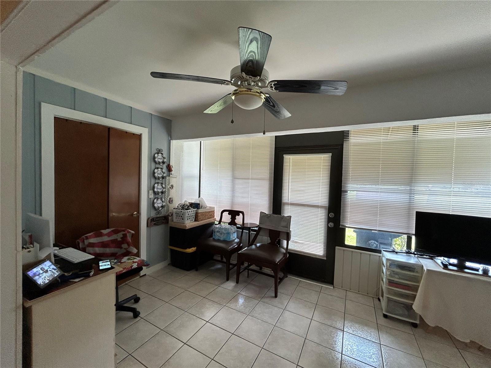 BREEZEWOOD VILLAGE CONDO PH 01-04 - Residential