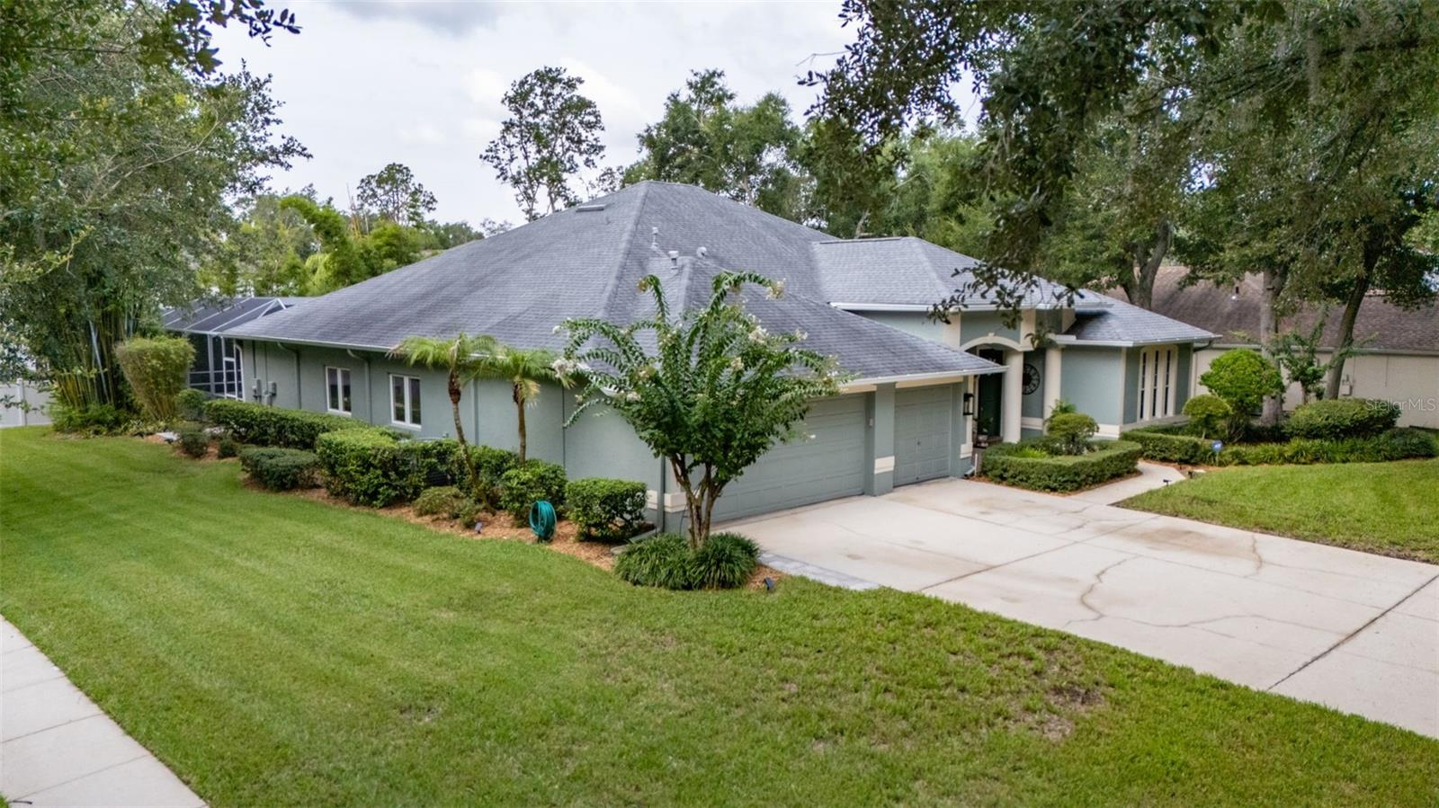 28 CAMELOT RIDGE DRIVE