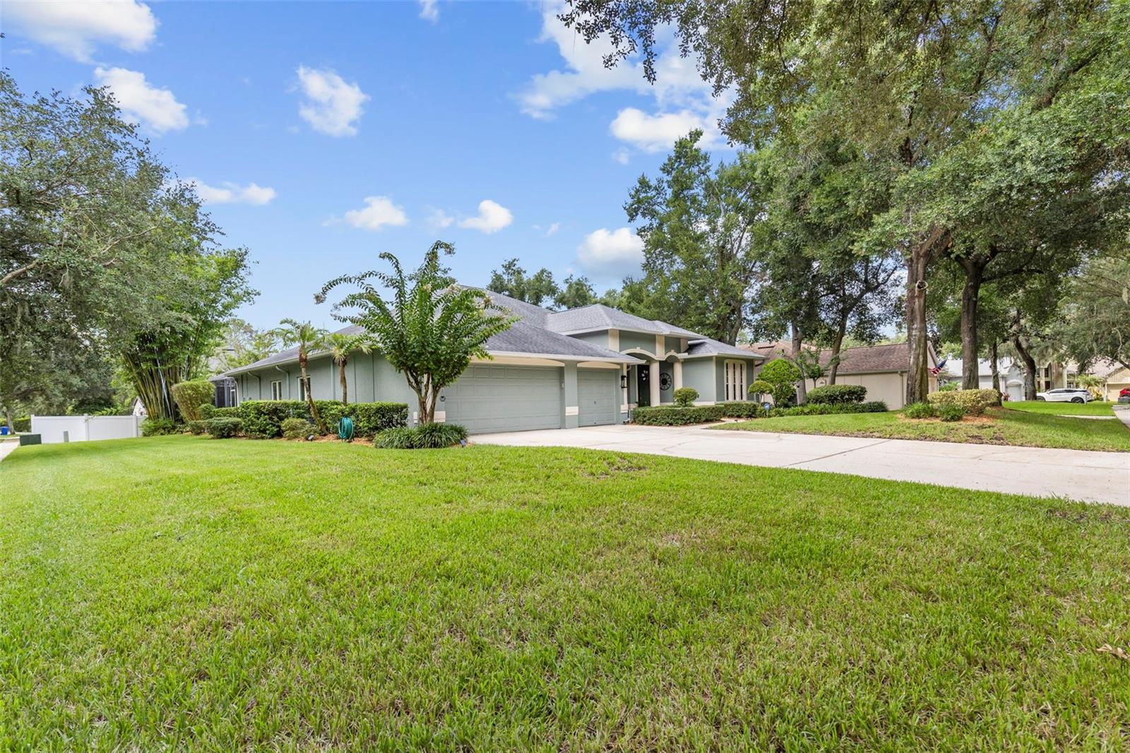 28 CAMELOT RIDGE DRIVE