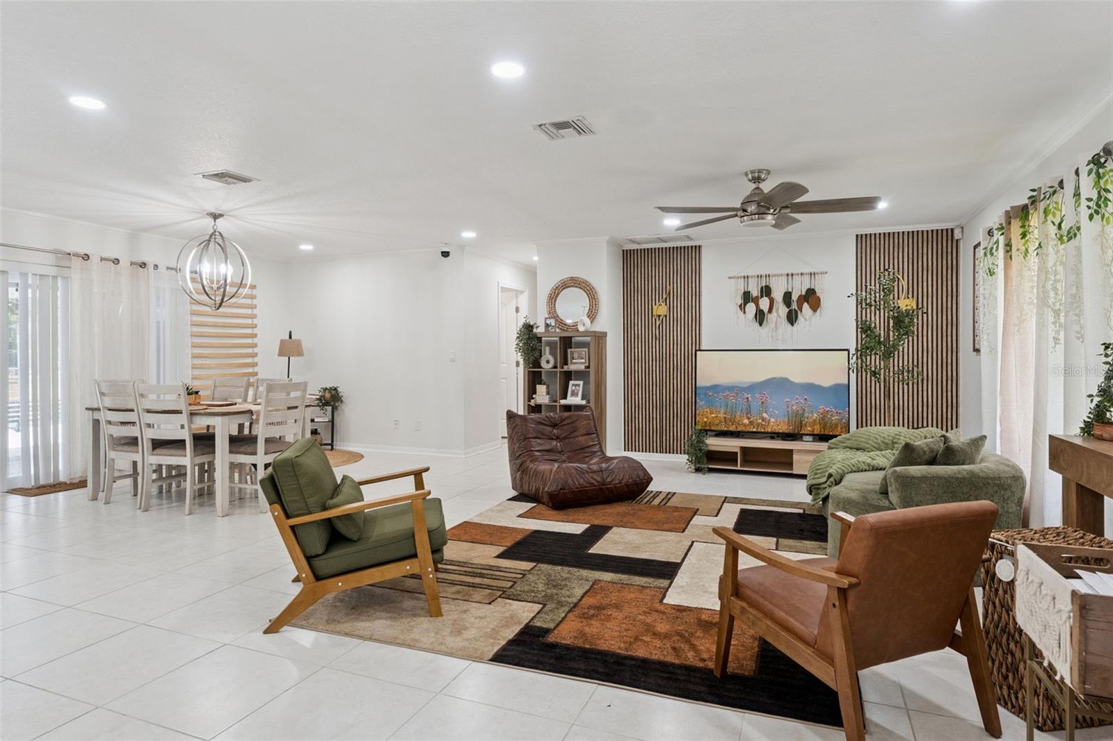 1756 TANGLE WOOD DRIVE