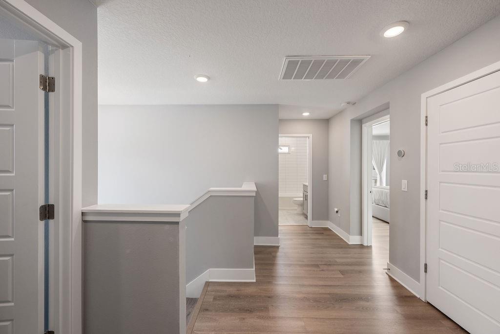 BONITA PARK - Residential