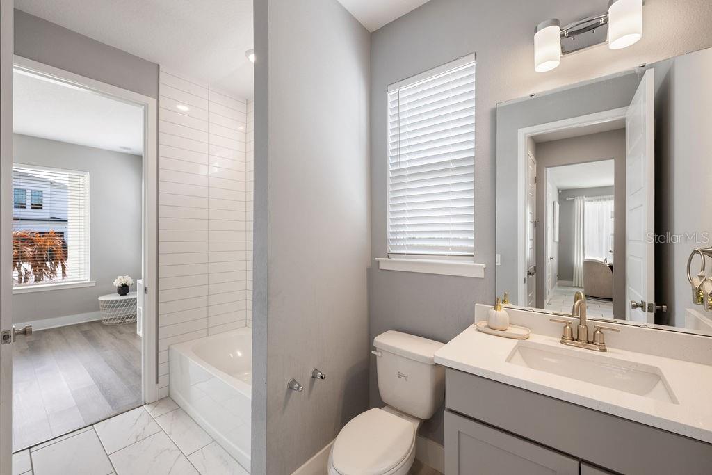 BONITA PARK - Residential