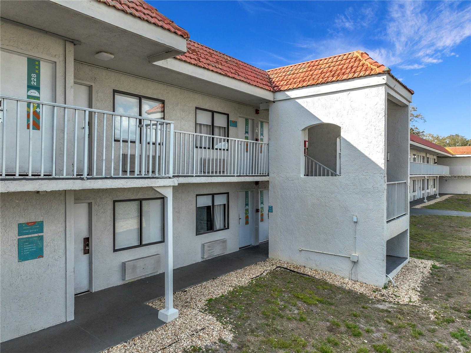 GREENPOINT ESSENTIAL HOTEL CONDO - Residential