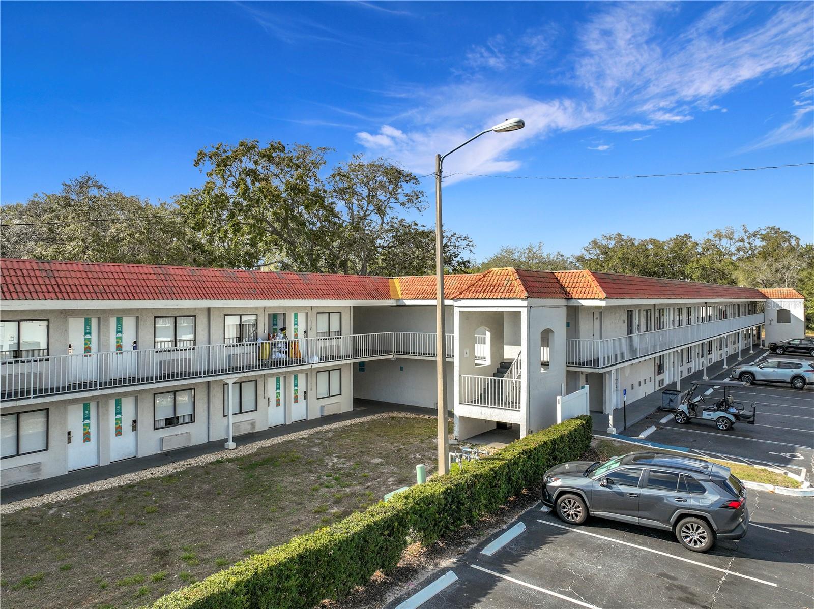 GREENPOINT ESSENTIAL HOTEL CONDO - Residential