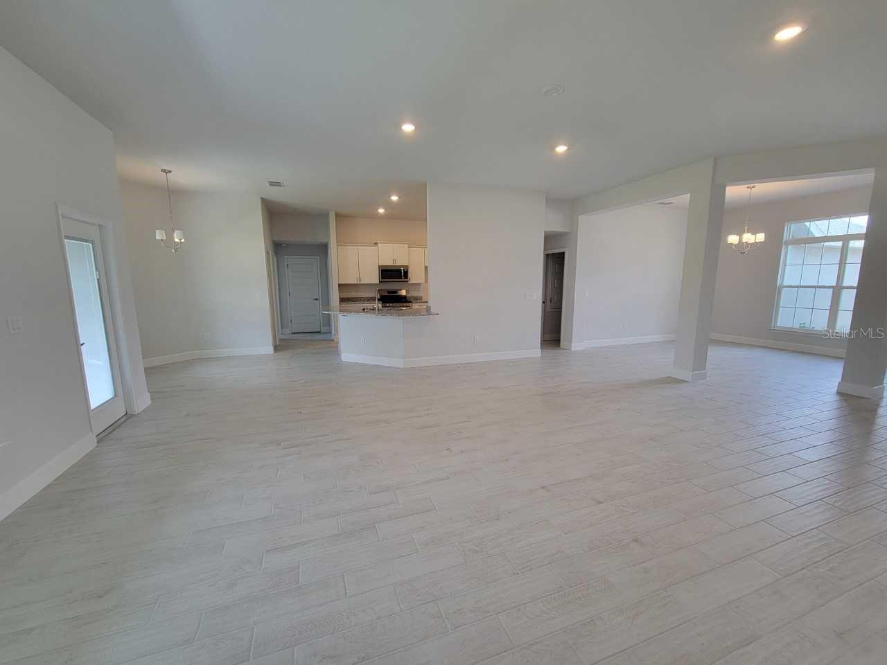 OCALA WATERWAY ESTATE - Residential