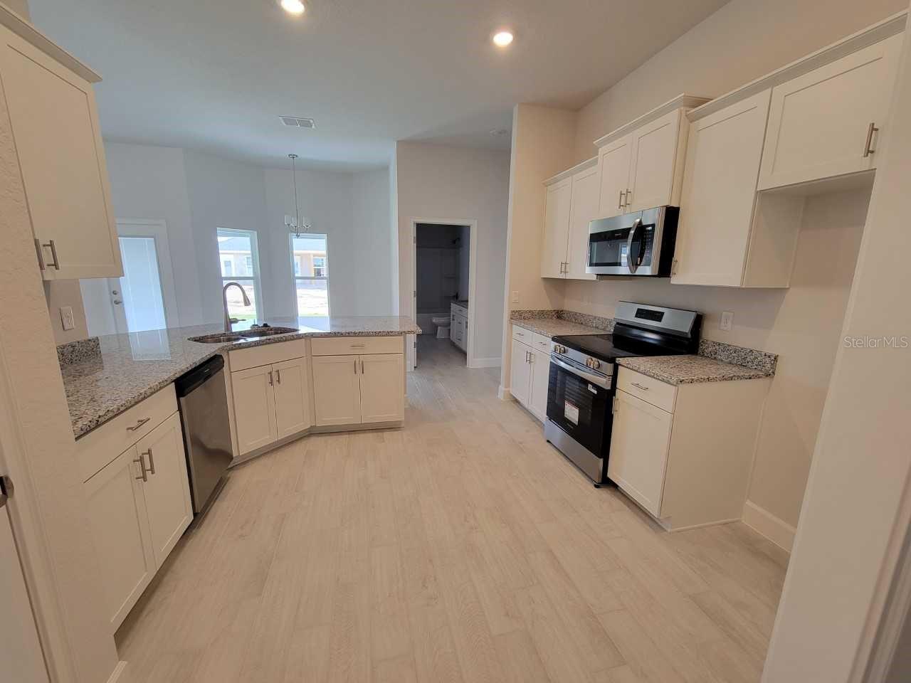 OCALA WATERWAY ESTATE - Residential