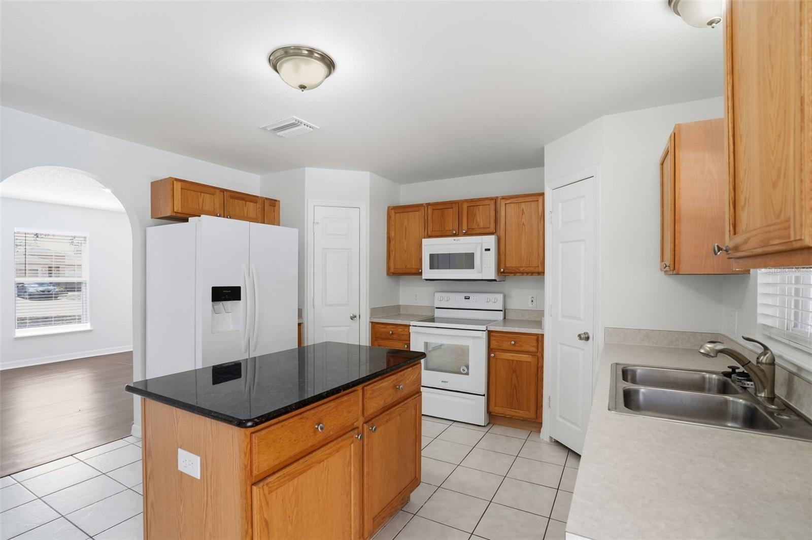 VILLAGES OF LAKE ST CHARLES PH - Residential