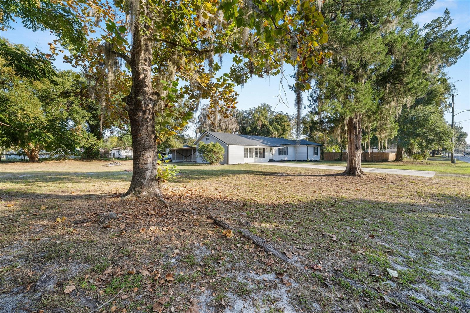 LEESBURG OAK CREST - Residential