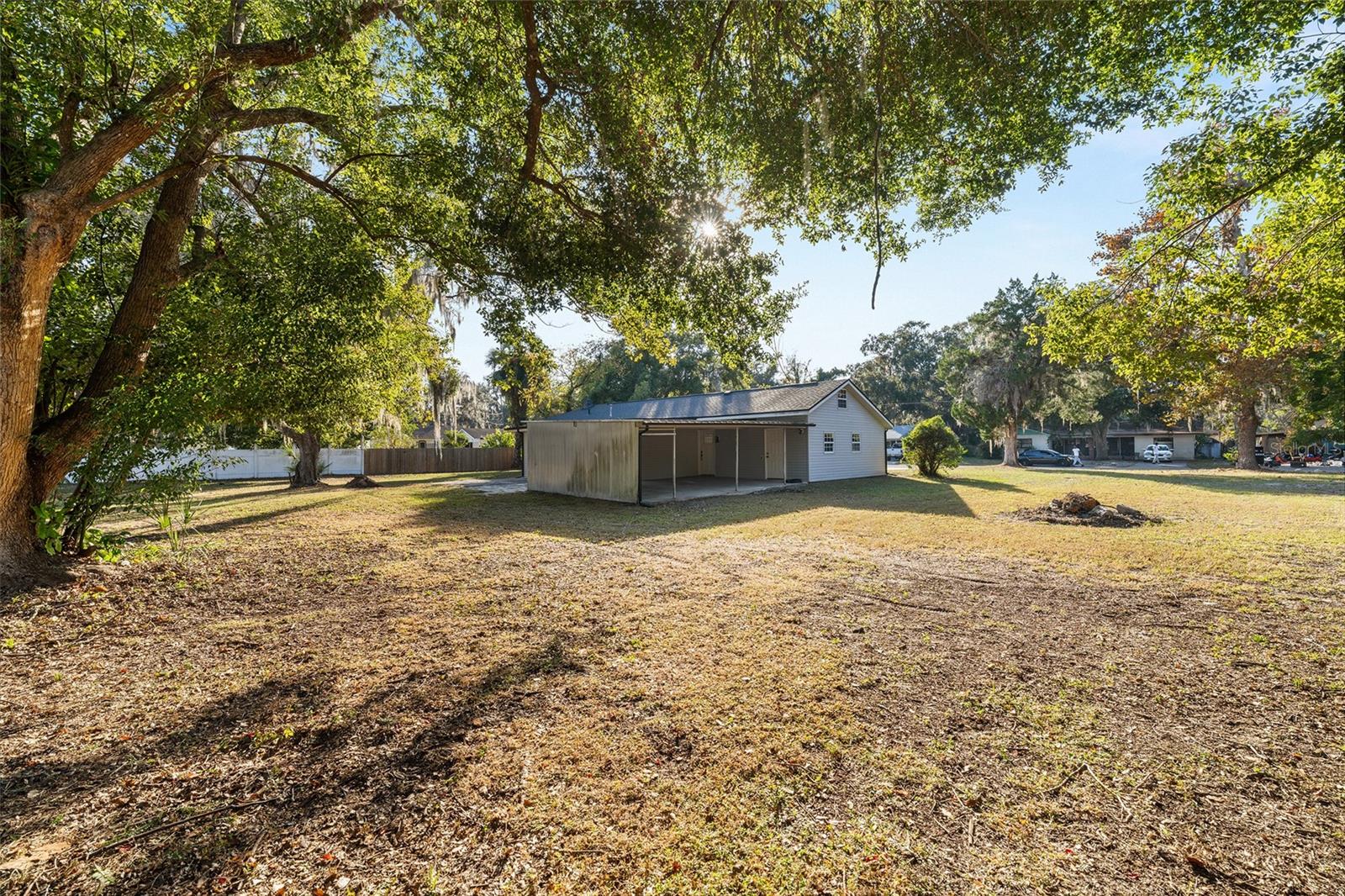 LEESBURG OAK CREST - Residential