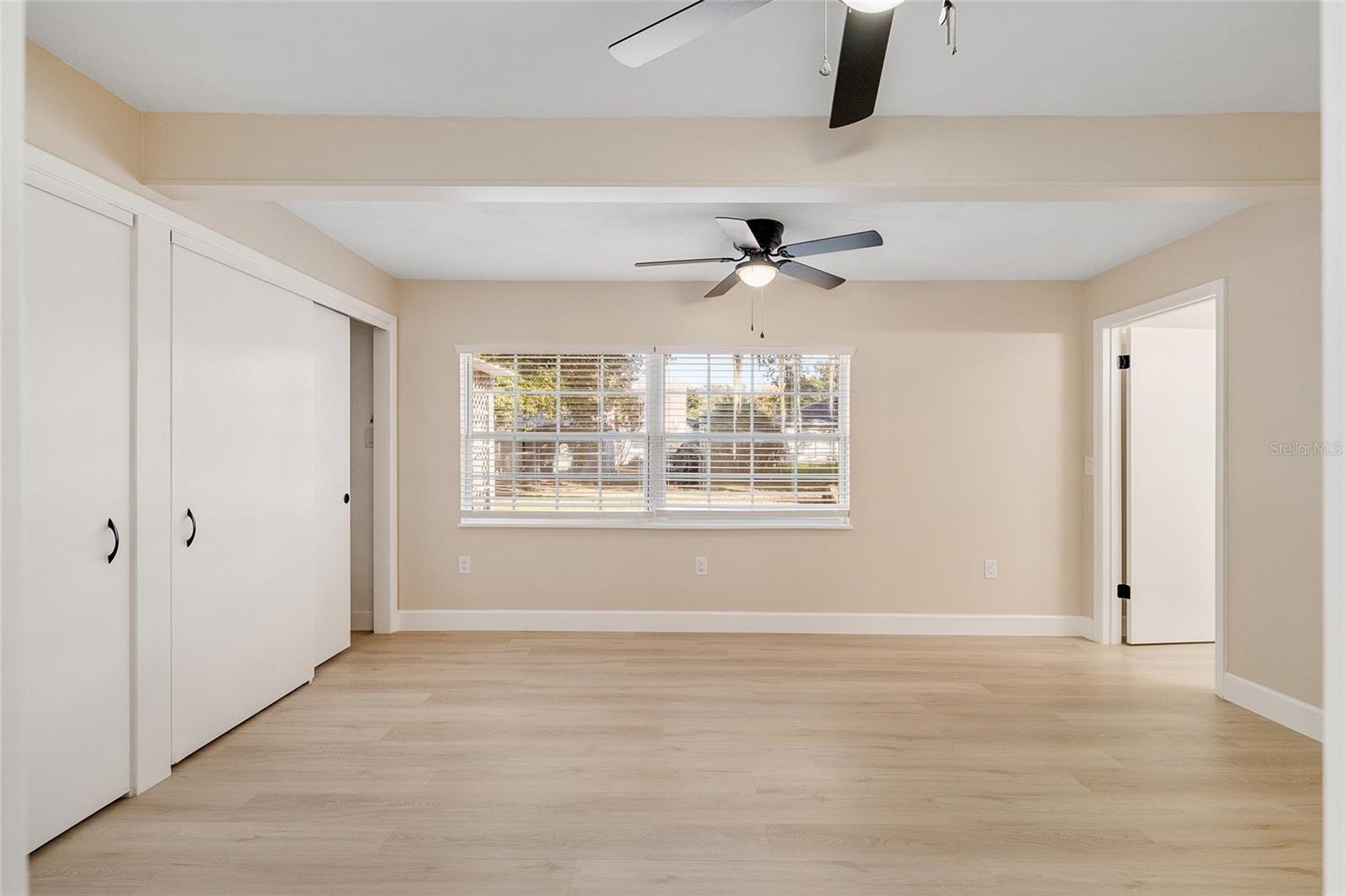 LEESBURG OAK CREST - Residential