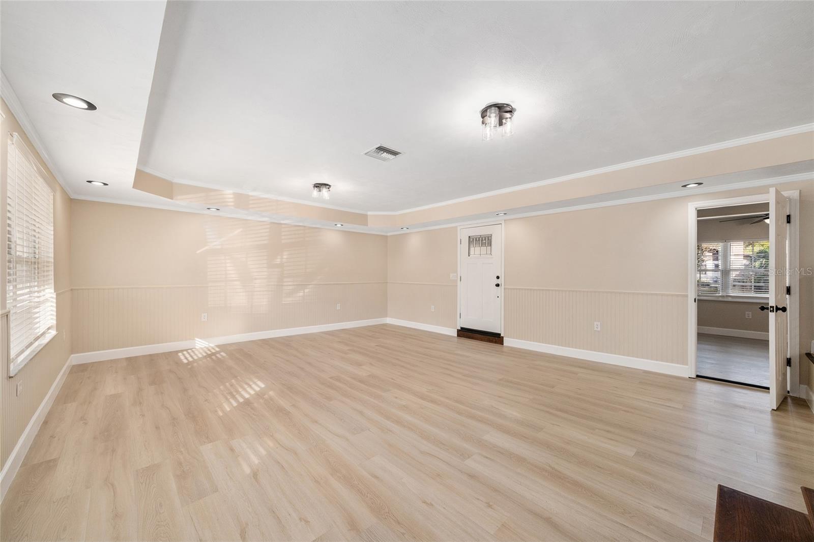 LEESBURG OAK CREST - Residential