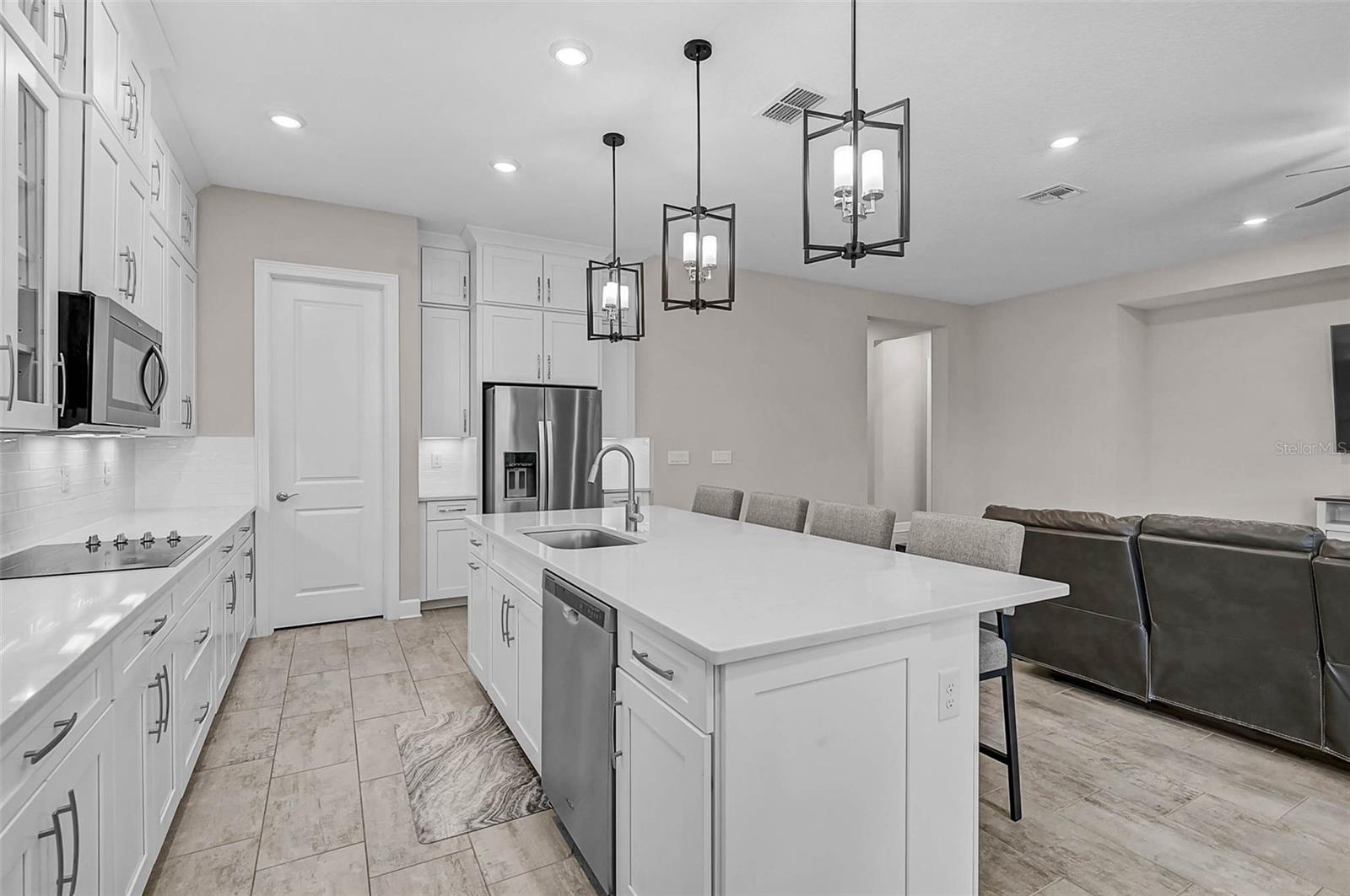 6600 DOVEKEY DRIVE
