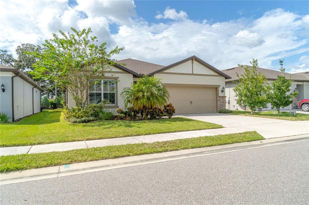 Photo of 6293 Bradford Woods Drive, Zephyrhills, FL 33542 (MLS # TB8434251)