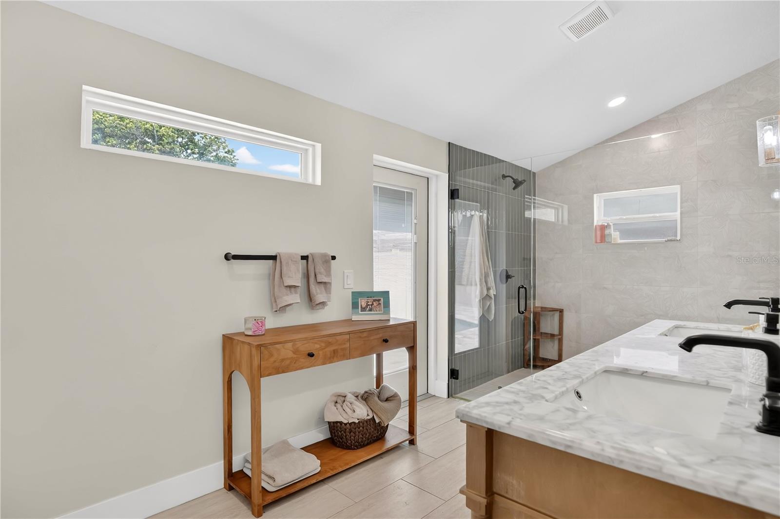 SHENANDOAH PARK - Residential