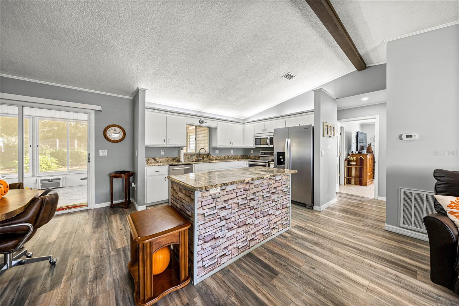 SPRUCE CRK SOUTH 11 - Residential