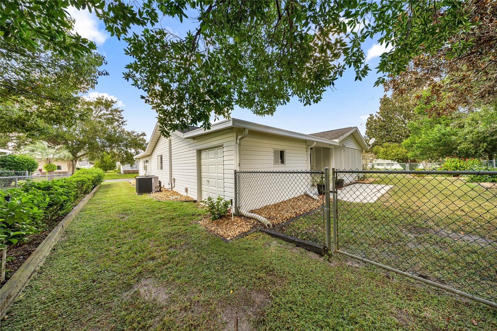 SPRUCE CRK SOUTH 11 - Residential