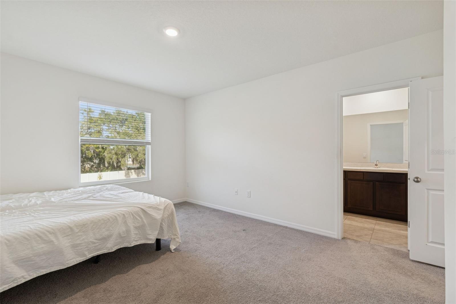 SUMMERSTONE - Residential