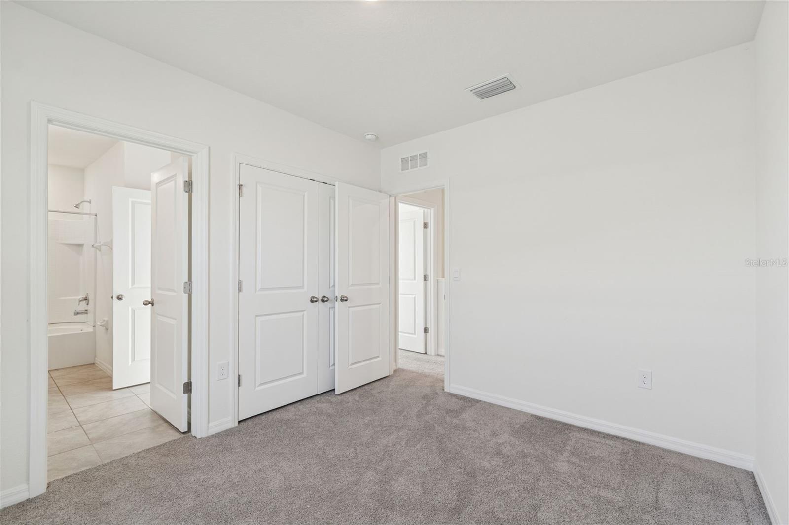 SUMMERSTONE - Residential