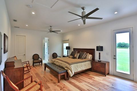 Tiny photo for 601 SE 80th Street, Ocala, FL 34480 (MLS # OM701381)