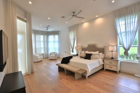 Tiny photo for 601 SE 80th Street, Ocala, FL 34480 (MLS # OM701381)