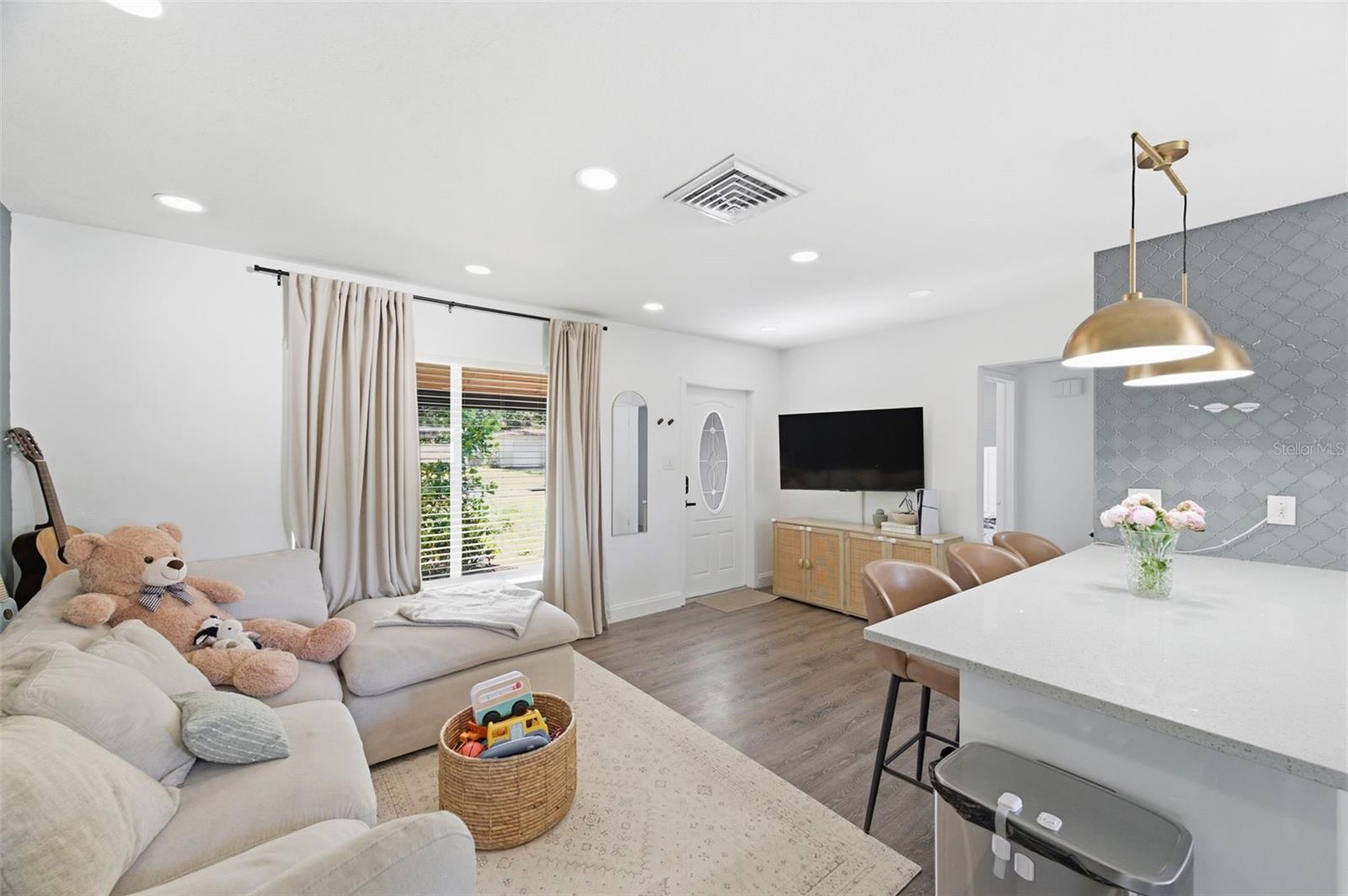 JUNGLE COUNTRY CLUB 4TH ADD - Residential