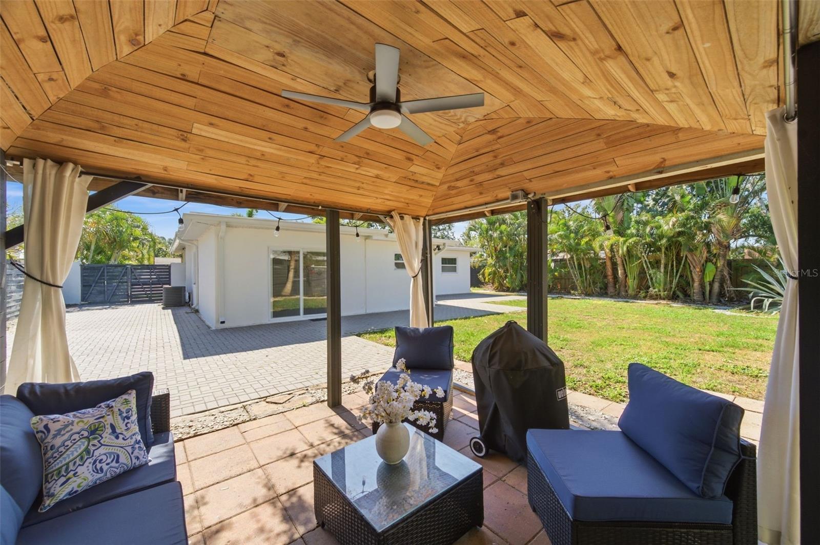 JUNGLE COUNTRY CLUB 4TH ADD - Residential