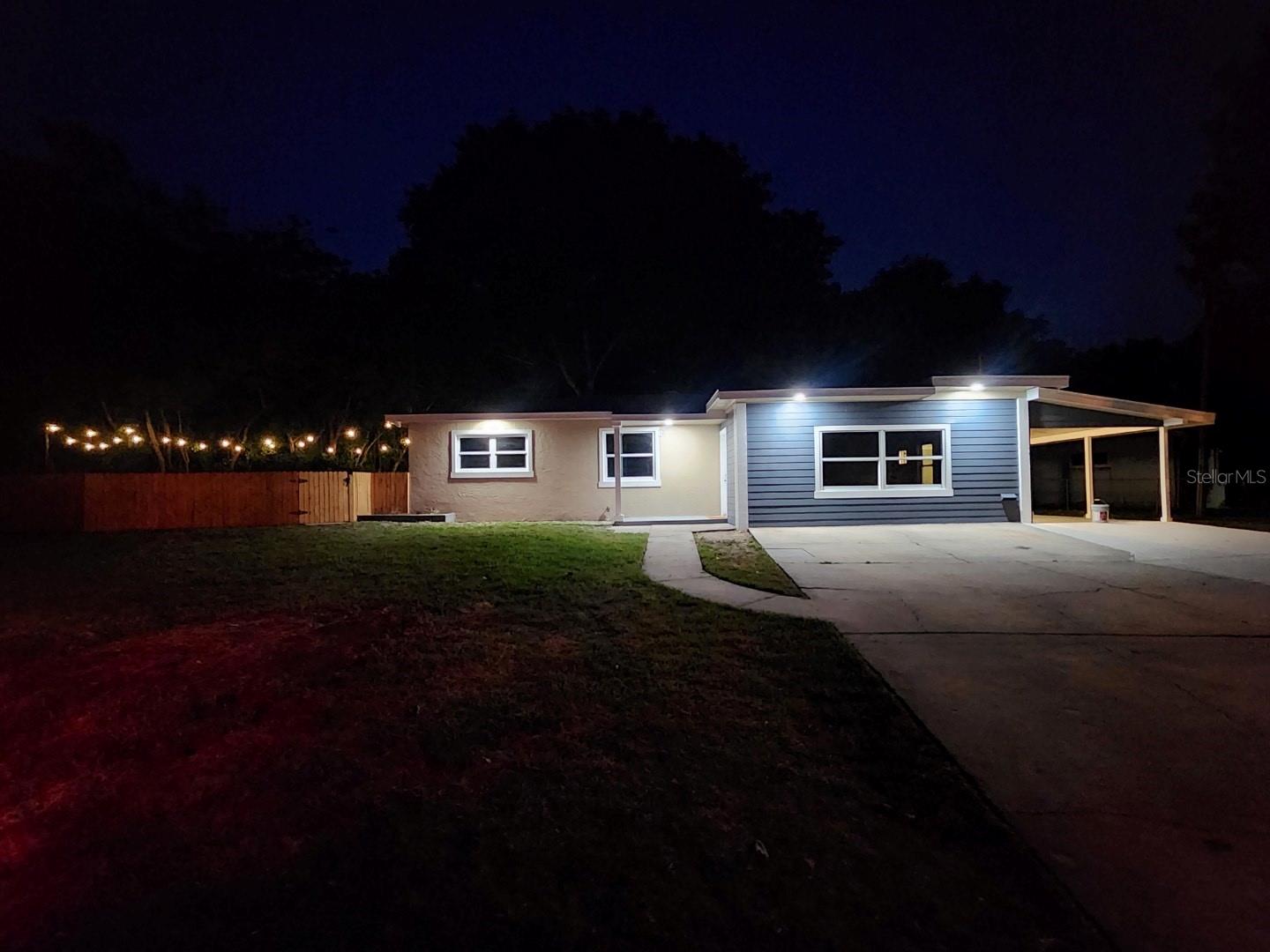 Photo 14 of 41 of 21364 LEHOUIER DRIVE house