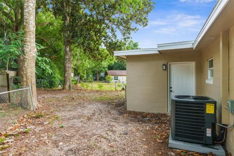 A home in BROOKSVILLE