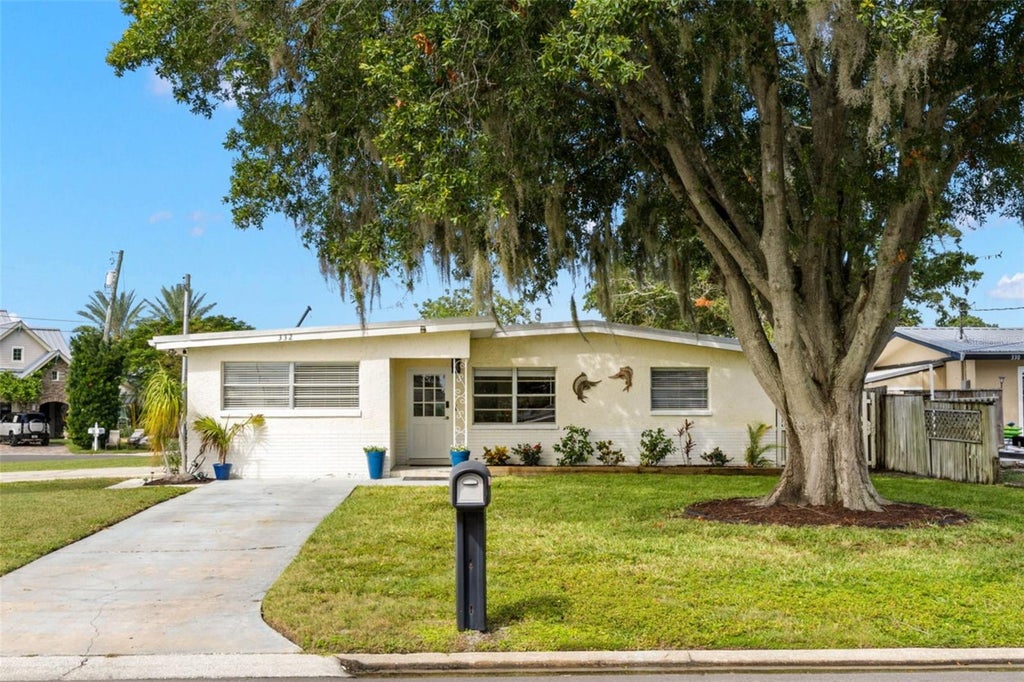Photo of 332 Westwinds Drive, Palm Harbor, FL 34683 (MLS # TB8554334)