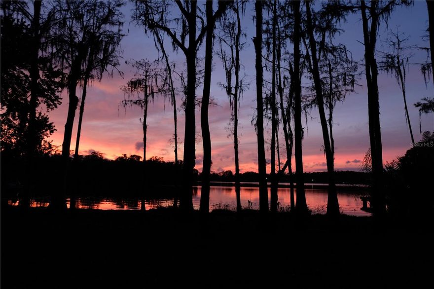 Reduced!
220 feet width of breathtaking sunset views of ski-sized 50-acre mol Lake Josephine!!
This amazing 1.5 mol acre property has lots of potential . The house has "good bones" with four large bedrooms, a study, 2 fireplaces and balconies.