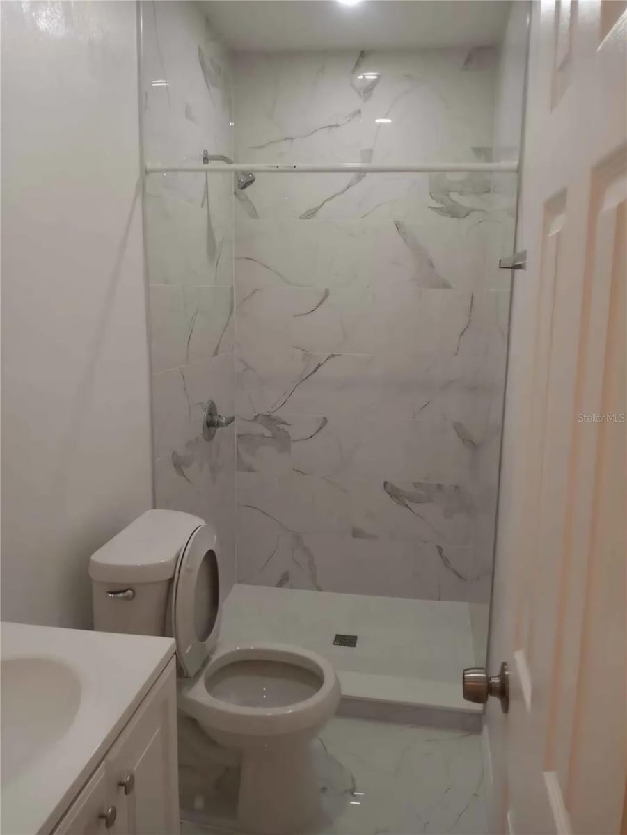 HOLIDAY VILLAGE SEC 3 - Residential