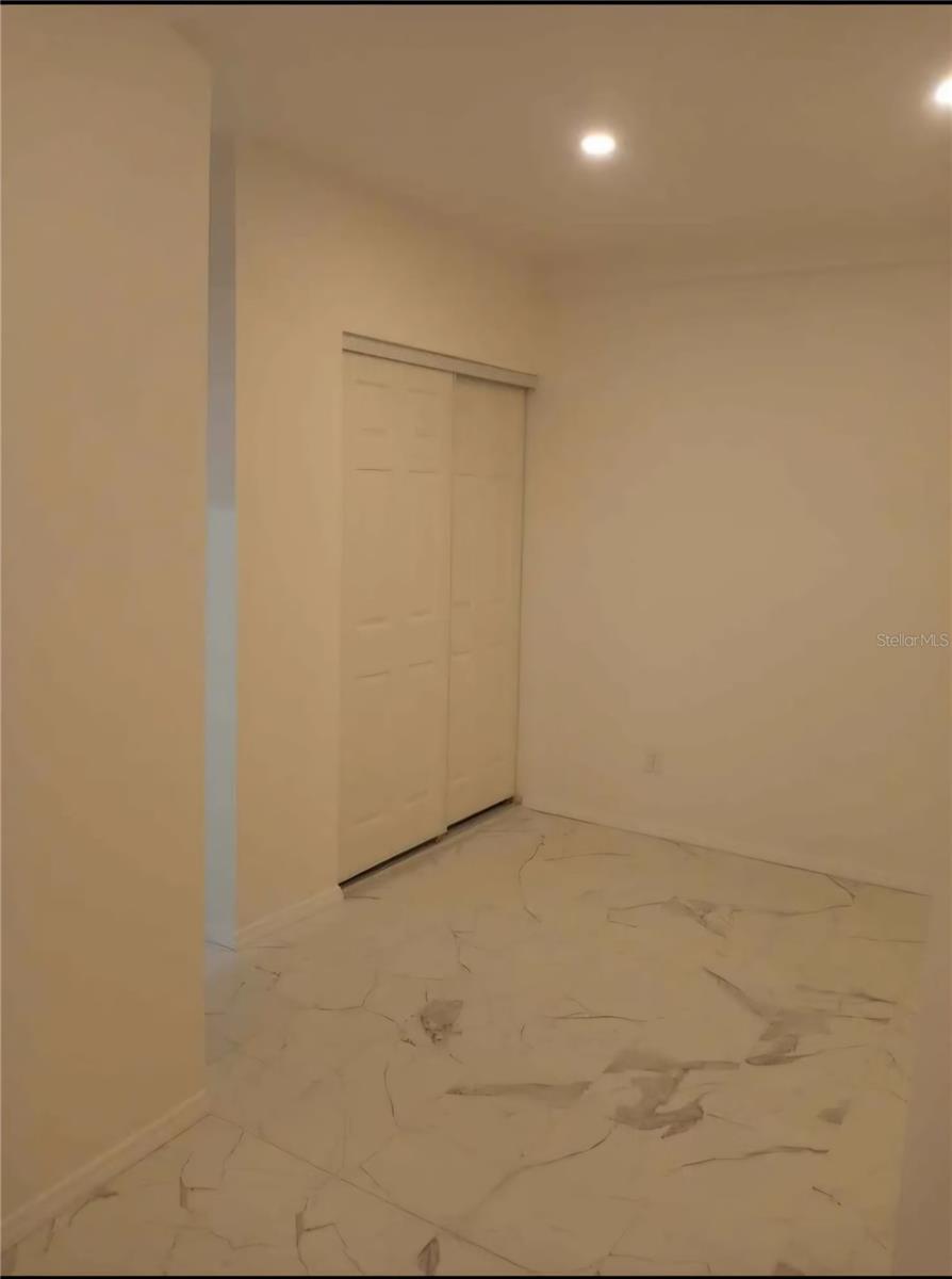 HOLIDAY VILLAGE SEC 3 - Residential